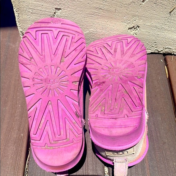 UGG Purple Shearling Ankle Boots - Picture 4 of 4